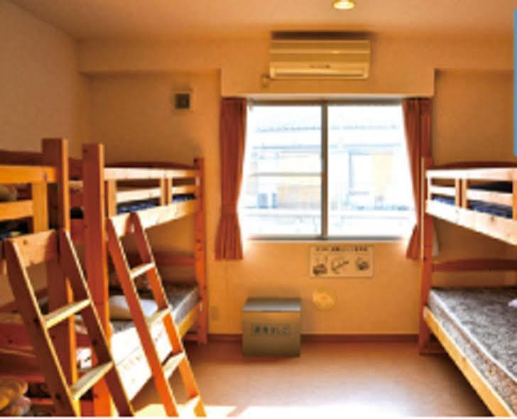 Хостел Tokyo Backpackers Экстерьер фото